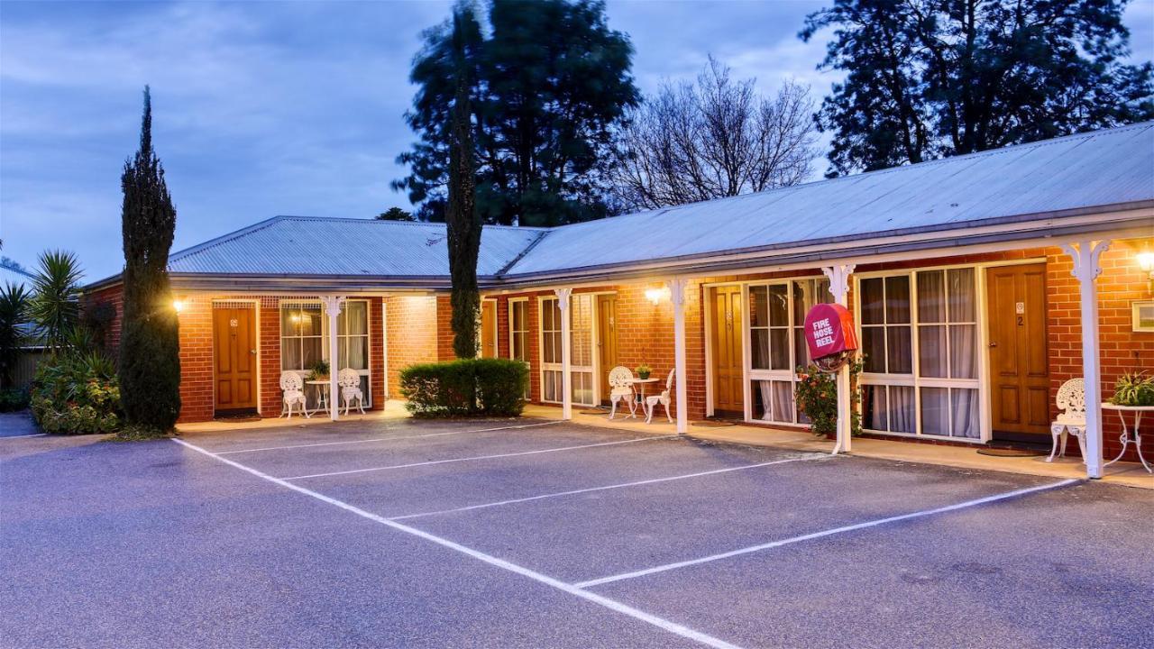Jolly Swagman Motor Inn יורואה מראה חיצוני תמונה