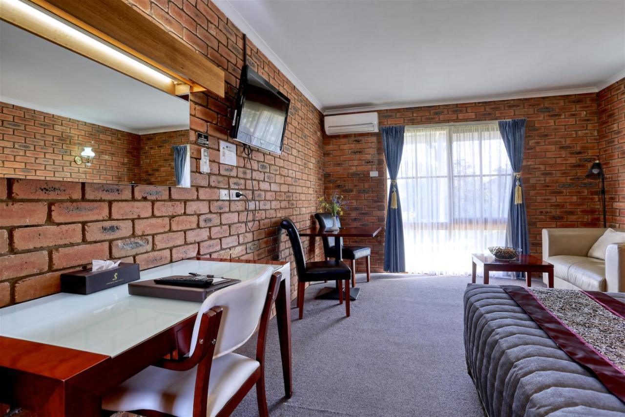 Jolly Swagman Motor Inn יורואה מראה חיצוני תמונה