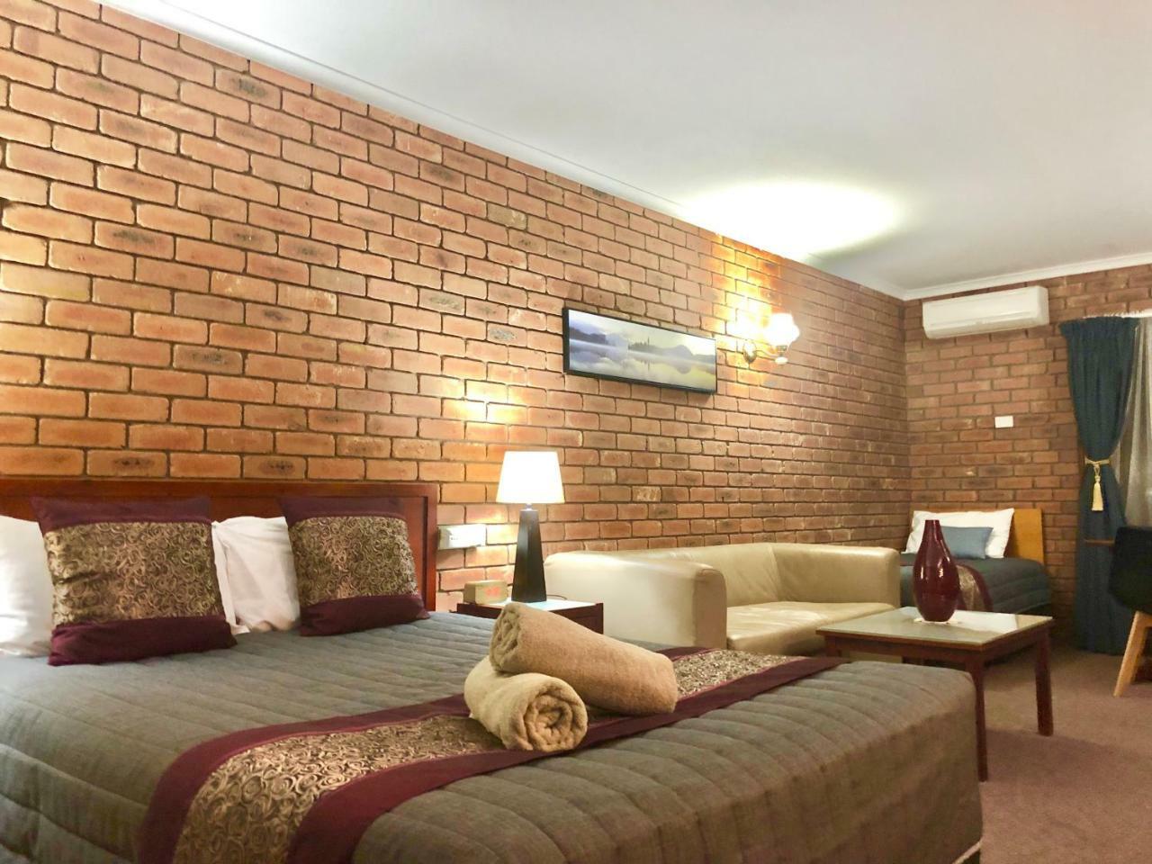 Jolly Swagman Motor Inn יורואה מראה חיצוני תמונה